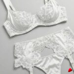 Ensemble Lingerie Travesti Blanc Satine - vue 3