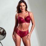 Ensemble Lingerie Rouge – Dentelle Élégante et Sublimante
