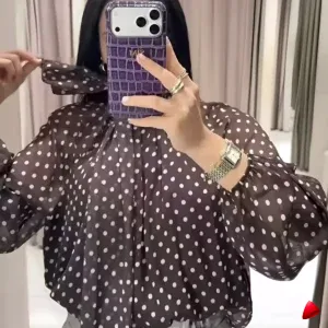Blouse Polka Dot Travesti blouse polka dot vintage, vue 2