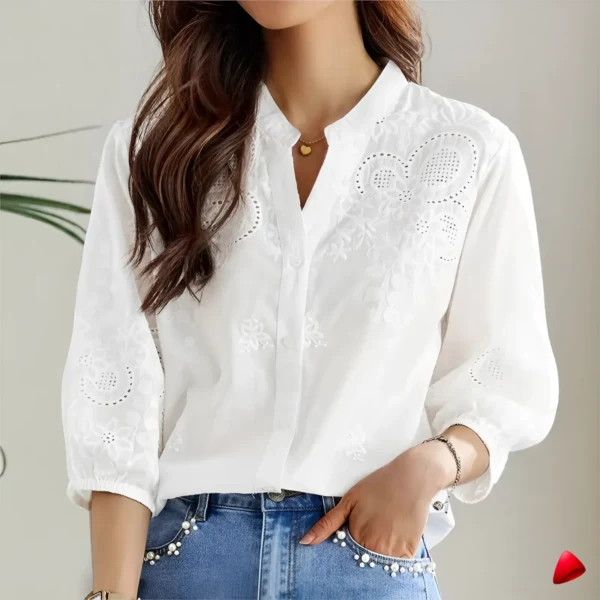 Chemise Brodée Travesti chemise brodée, image principale, conçue pour morphologie homme féminisé