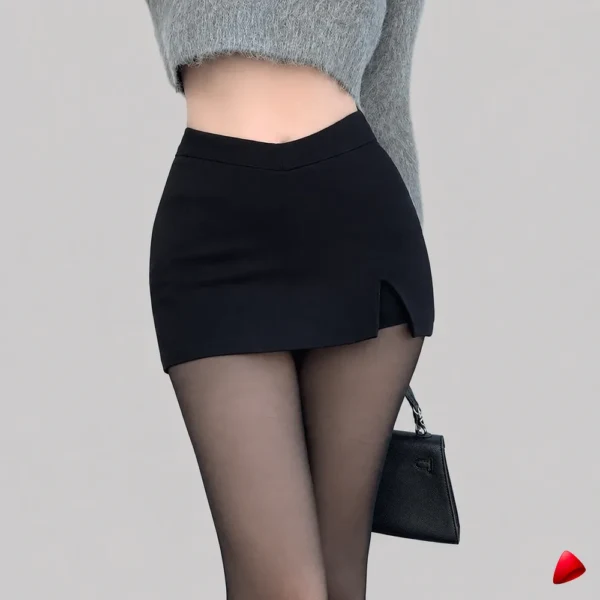 Mini Jupe Fendue Travesti mini-jupe fendue, image principale, conçue pour morphologie homme féminisé