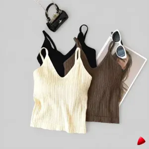 Tank Top Tricot Travesti tank top tricot, image principale, conçue pour morphologie homme féminisé