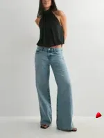 Top Halter Backless Travesti top halter backless, vue 3