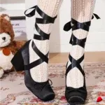 Ballerine Travesti Mary Janes Ruban Croise Talon Bloc Retro - galerie