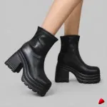 Botte Travesti Courte Bout Carre Plateforme Talon Bloc Mi-Cheville - image principale