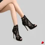 Bottine Travesti Bout Ouvert Ajouree Talon Aiguille 11cm - image principale