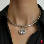 Collier Travesti Choker Torque Argent Pendentif Zircon - galerie