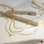 Collier Travesti Y Triple Layered Zircon Or 18K PVD - galerie