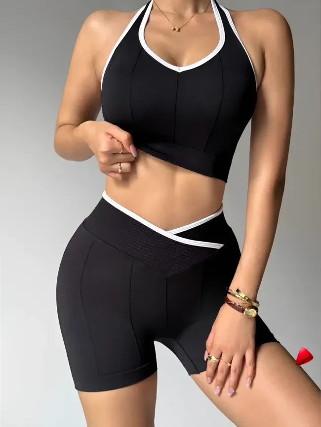 Ensemble Sport Travesti Patchwork Noir Blanc Halter + Short — galerie