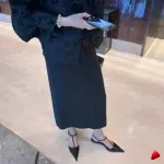 Escarpin Travesti Slingback Pointu Kitten Heel Découpe Noir — galerie