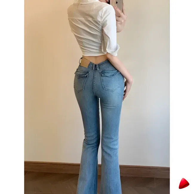 Jean Évasé Travesti V-Waist Taille Basse Bleu Clair — galerie