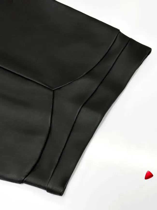 Pantalon Simili Cuir Travesti Dentelle Taille Haute — galerie