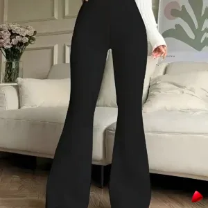 Pantalon Évasé Travesti Yoga Taille Haute — galerie