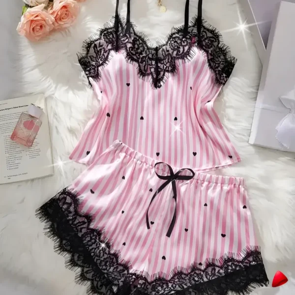 Ensemble Pyjama Travesti Satin Rayé Dentelle V-Neck — galerie