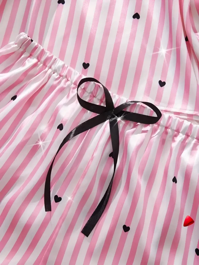 Ensemble Pyjama Travesti Satin Rayé Dentelle V-Neck - galerie