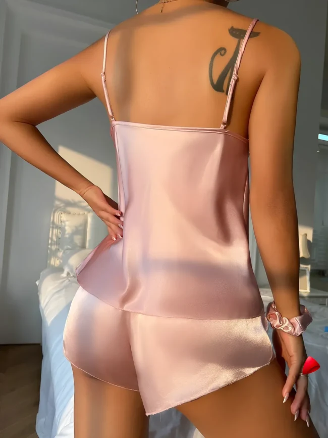 Ensemble Pyjama Satin V-Neck Travesti Cami Solide — galerie