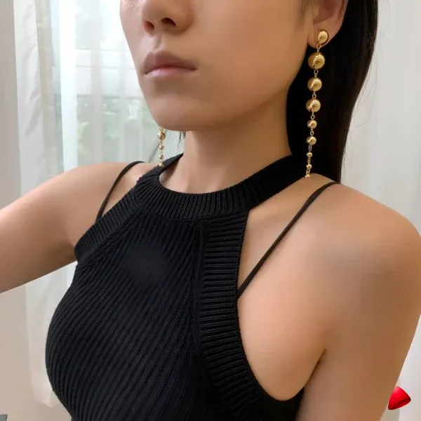 Boucles d'Oreilles Travesti Boules Pendantes Or Vintage — galerie
