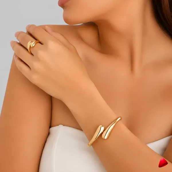 Bracelet Travesti Anneau Large Metal Torsade Irregulier — image principale