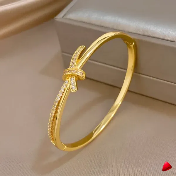 Bracelet Travesti Jonc Torsade Noeud Or Strass Plaque — galerie
