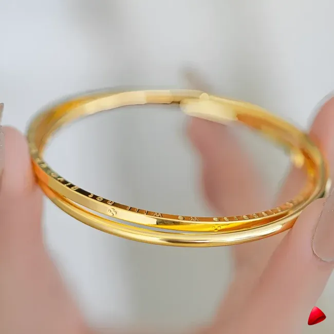 Bracelet Travesti Lettre Chaine Or 18k AU750 Luxe — galerie