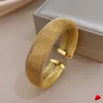 Bracelet Travesti Large Maille Creuse Chic Vintage — galerie