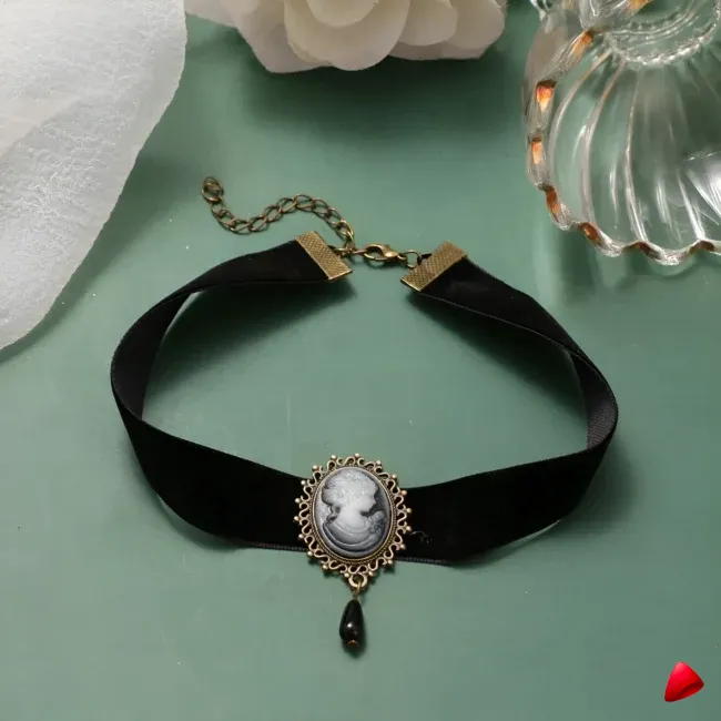Collier Travesti Cuir Cameo Vintage Dentelle Victorien — galerie