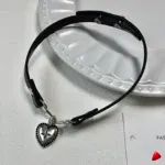 Collier Travesti Punk Rebelle Coeur Cuir Grunge Vintage — galerie