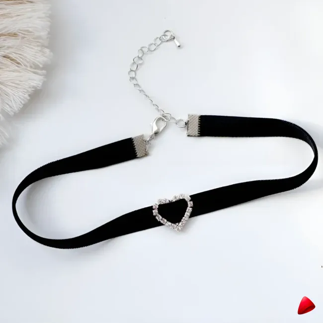 Collier Travesti Ras du Cou Velours Coeur Cristal Noir — galerie