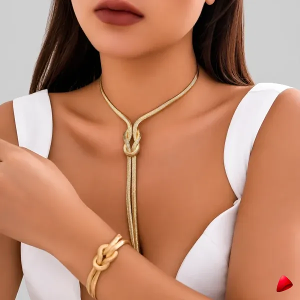 Collier Travesti Long Serpent Chaine Plat Or Gothique — image principale